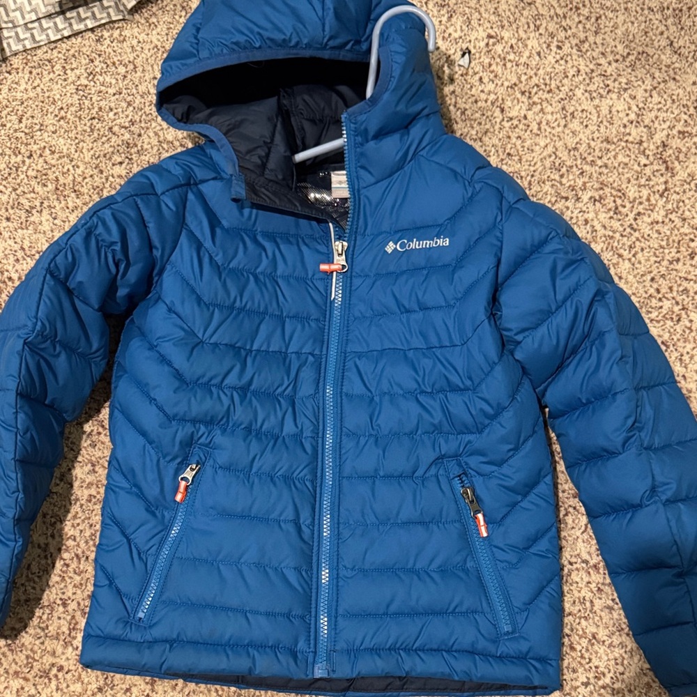 Columbia blue Hooded Puffer Jacket- boys size 8